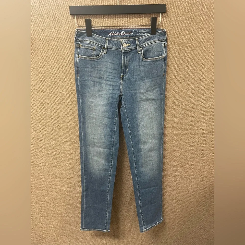 Women Eddie Bauer Blue Skinny Jeans with Classic Style, size 6